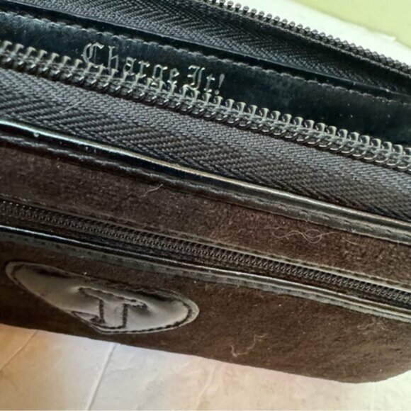 Juicy Couture Y2K Velour Leather Zippy Zip Around Wallet Embroidered Logo Clutch - Picture 13 of 16